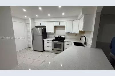 1660 NE 191st St #110-1, Miami, FL 33179 - Photo 11