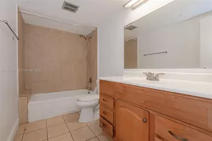3101 Oakland Shores Dr, Oakland Park, FL 33309 - Photo 13