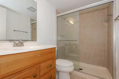 3101 Oakland Shores Dr #H105, Oakland Park, FL 33309 - Photo 15