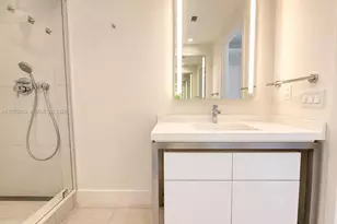 2000 Metropica Wy, Sunrise, FL 33323 - Photo 21