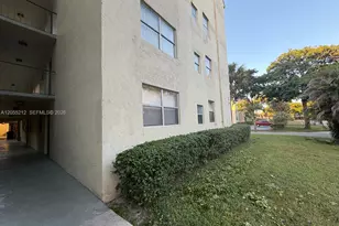 1820 SW 81st Ave, North Lauderdale, FL 33068 - Photo 19