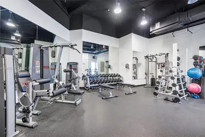 2001 Meridian Ave #PH-16, Miami Beach, FL 33139 - Photo 15