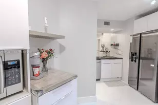 10451 W Broward Blvd, Plantation, FL 33324 - Photo 5