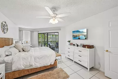 7468 Fairfax Dr #302, Tamarac, FL 33321 - Photo 25