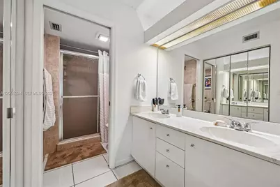 7468 Fairfax Dr #302, Tamarac, FL 33321 - Photo 27