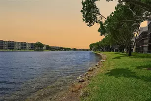 7468 Fairfax Dr, Tamarac, FL 33321 - Photo 43