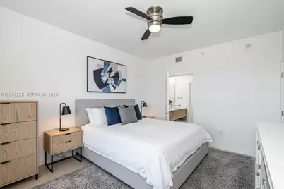 1082 W 79th St #25, Hialeah, FL 33014 - Photo 15