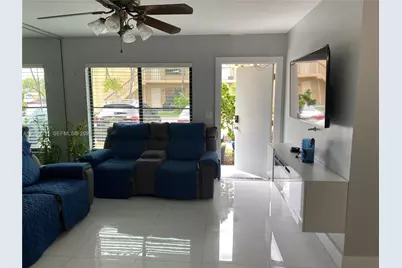 2570 W 67th Pl #12-2, Hialeah, FL 33016 - Photo 1
