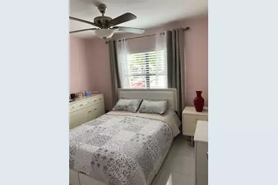 2570 W 67th Pl #12-2, Hialeah, FL 33016 - Photo 9