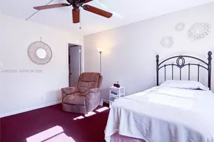 9420 S Hollybrook Lake Dr, Pembroke Pines, FL 33025 - Photo 9