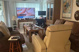 1000 SW 125th Ave, Pembroke Pines, FL 33027 - Photo 13