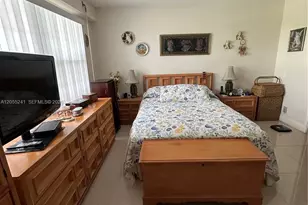 1000 SW 125th Ave, Pembroke Pines, FL 33027 - Photo 21