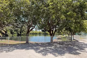 8240 SW 210th St, Cutler Bay, FL 33189 - Photo 31