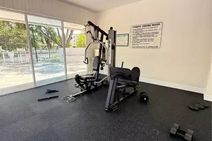 8240 SW 210th St, Cutler Bay, FL 33189 - Photo 35