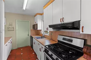 12465 SW 33rd St, Miami, FL 33175 - Photo 15