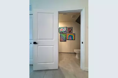 11432 W 32nd Ln, Hialeah, FL 33018 - Photo 15