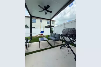 11432 W 32nd Ln, Hialeah, FL 33018 - Photo 37