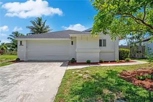 1215 NW 18th Ave, Delray Beach, FL 33445 - Photo 1