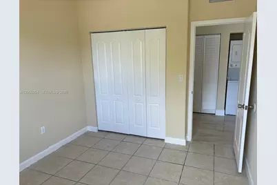 1568 SE 26th St #204, Homestead, FL 33035 - Photo 9