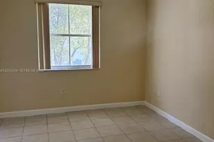 1568 SE 26th St, Homestead, FL 33035 - Photo 15