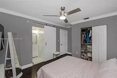 11040 SW 64th St, Miami, FL 33173 - Photo 11