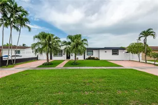 11040 SW 64th St, Miami, FL 33173 - Photo 3