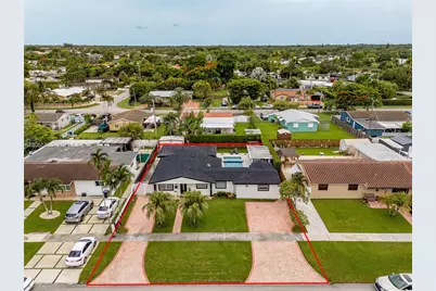 11040 NE 64th St, Miami, FL 33173 - Photo 1