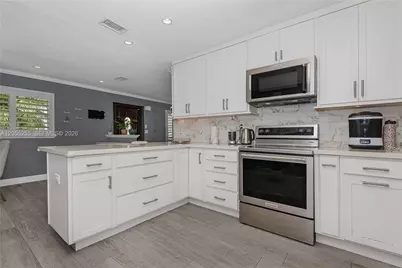 11040 SW 64th St, Miami, FL 33173 - Photo 23