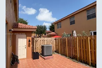 8423 S NW 138th Terrace #2802, Miami Lakes, FL 33016 - Photo 23
