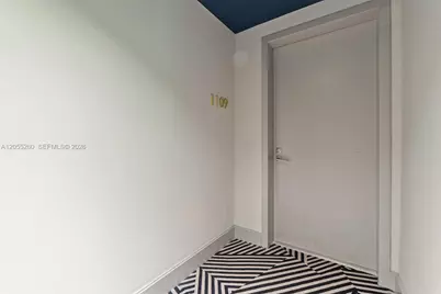 45 SW 9th St #1109, Miami, FL 33130 - Photo 17