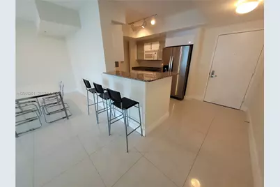 325 S Biscayne Blvd #1719, Miami, FL 33131 - Photo 11