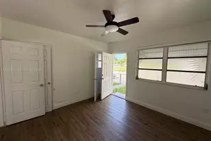 890 NW 55th St, Miami, FL 33127 - Photo 33