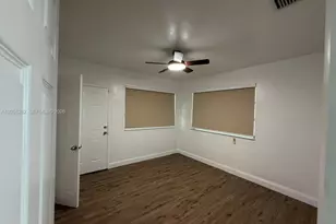 890 NW 55th St, Miami, FL 33127 - Photo 35