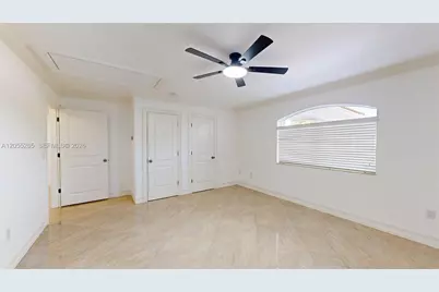 6265 W 10th Ave, Hialeah, FL 33012 - Photo 55