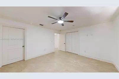 6265 W 10th Ave, Hialeah, FL 33012 - Photo 63