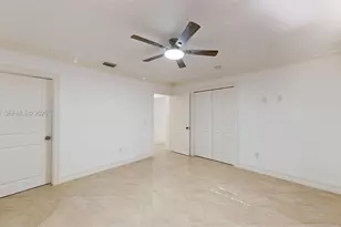 6265 W 10th Ave, Hialeah, FL 33012 - Photo 63