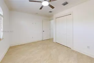 6265 W 10th Ave, Hialeah, FL 33012 - Photo 61