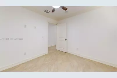 6265 W 10th Ave, Hialeah, FL 33012 - Photo 83