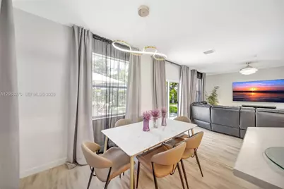 1361 SE 27th Ter, Homestead, FL 33035 - Photo 27