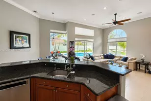 13755 NW 18th Ct, Pembroke Pines, FL 33028 - Photo 9