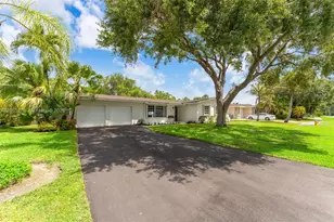 9121 Ridgeland Dr, Cutler Bay, FL 33157 - Photo 3