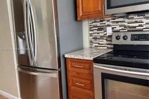 4046 NW 19th St, Lauderhill, FL 33313 - Photo 5