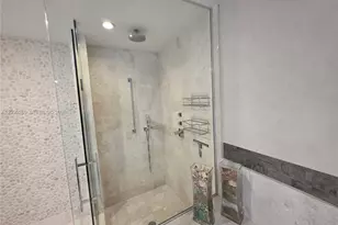 17121 Collins Ave, Sunny Isles Beach, FL 33160 - Photo 23