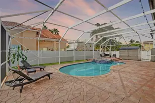 740 E Cypress Pointe Dr E, Pembroke Pines, FL 33027 - Photo 29