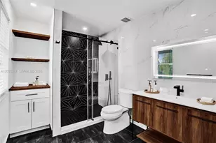 740 E Cypress Pointe Dr E, Pembroke Pines, FL 33027 - Photo 25