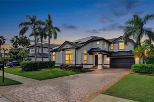 740 E Cypress Pointe Dr E, Pembroke Pines, FL 33027 - Photo 33