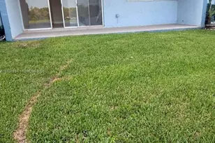 9351 Fontainebleau Blvd, Miami, FL 33172 - Photo 13