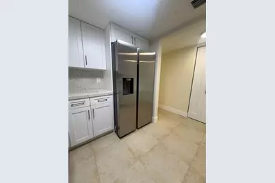 9351 Fontainebleau Blvd #B112, Miami, FL 33172 - Photo 7