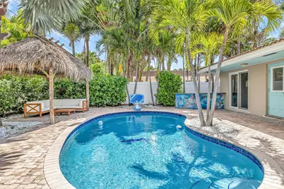 2137 NE 61st Ct, Fort Lauderdale, FL 33308 - Photo 23