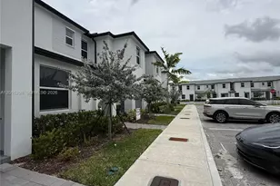 35757 SW 178th Pl, Miami, FL 33034 - Photo 3